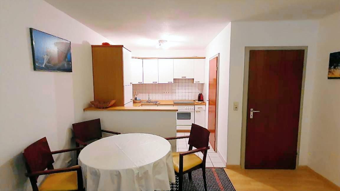 Ferienwohnung Uenal Prien am Chiemsee Exterior foto